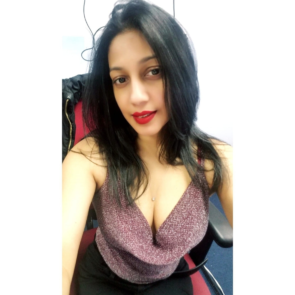 Meet your Posher, Jenifa